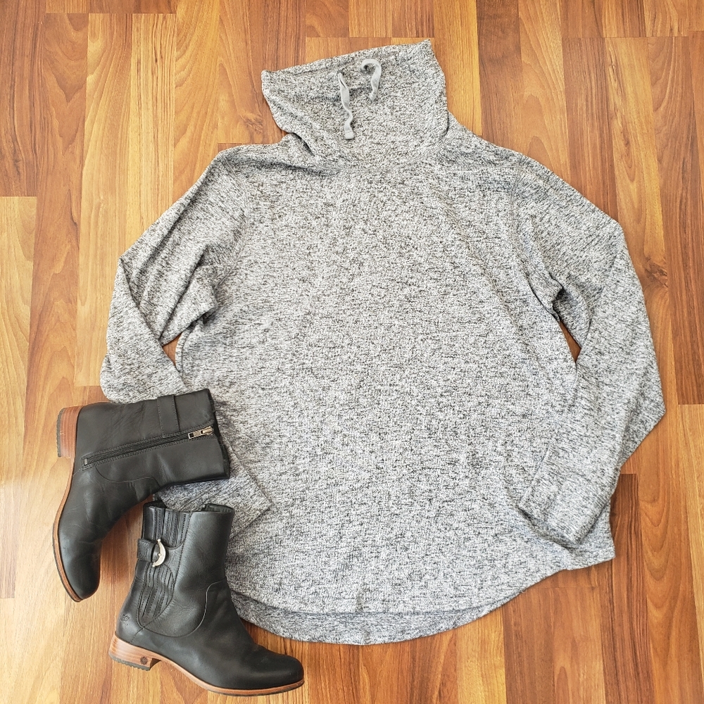 Old Navy Active Mock Neck Tunic Sweatshirt